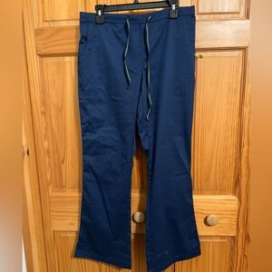 Med Couture Women’s Scrub Pants